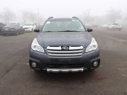 Used 2014 Subaru Outback 2.5i Limited image 2