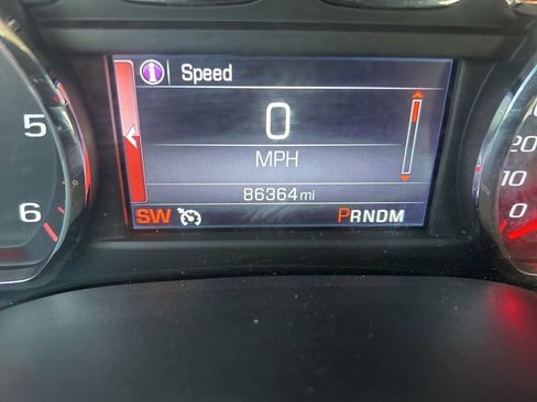 Used 2014 GMC Sierra 1500 SLE w/ Suspension Package, Off-Road image 18