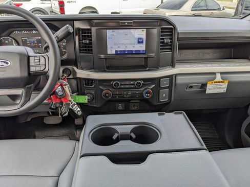 New 2026 Ford F350 XL AWD/4WD image 16