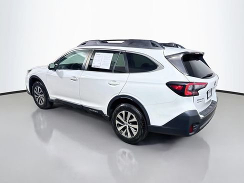 Used 2022 Subaru Outback Premium AWD/4WD image 5