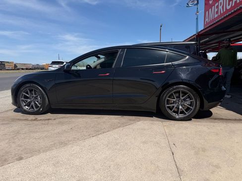 Used 2021 Tesla Model 3 Standard Range Plus image 30