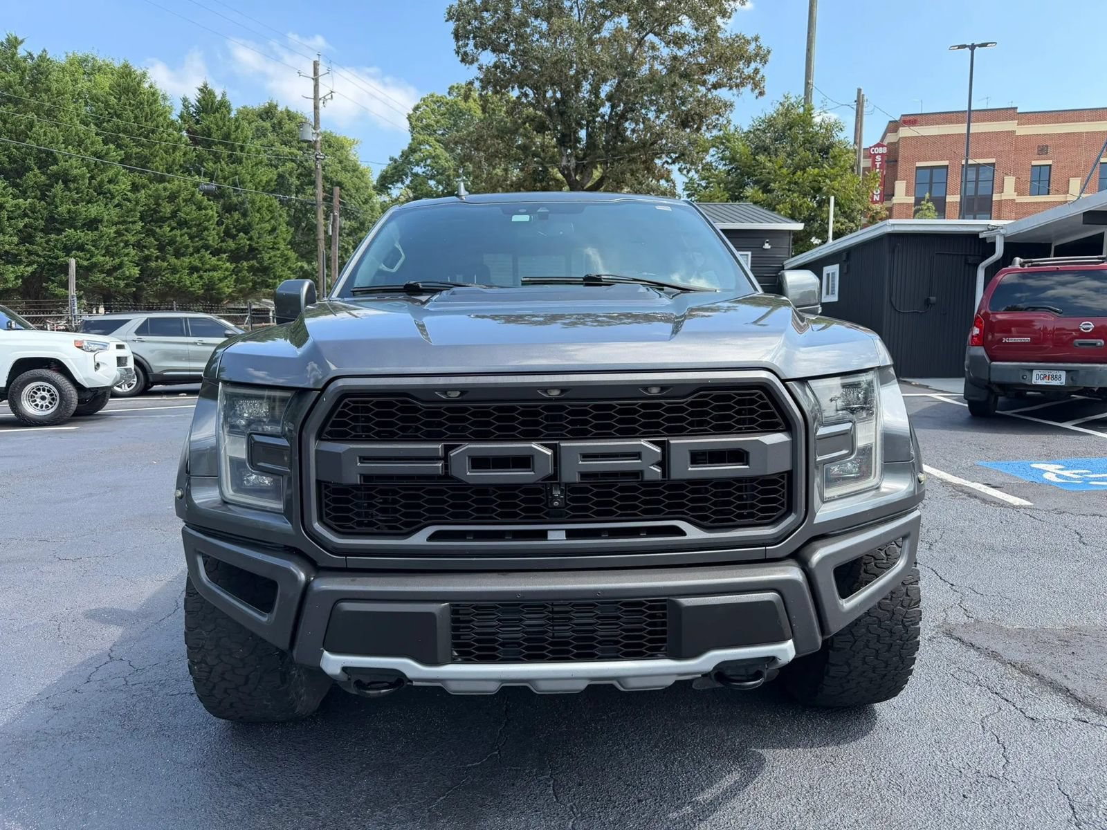 Used 2019 Ford F150 Raptor w/ Equipment Group 802A Luxury AWD/4WD image 9