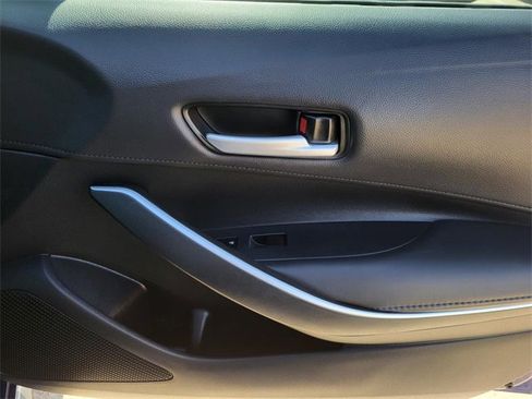Used 2020 Toyota Corolla SE image 6