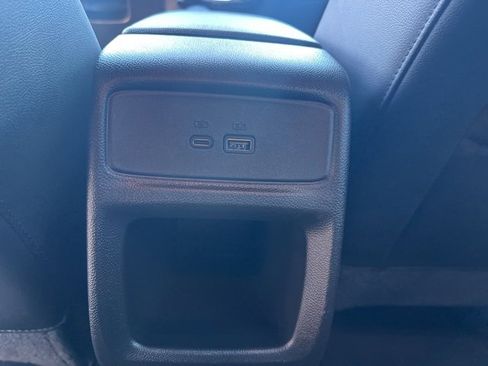 Used 2024 Chevrolet Trax RS w/ Driver Confidence Package image 24