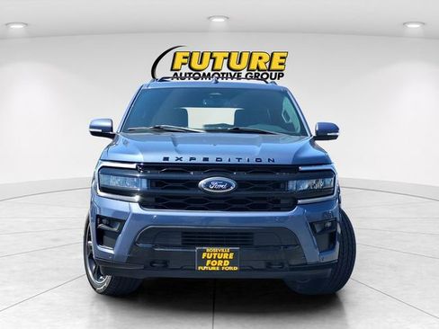 Certified 2022 Ford Expedition Max Limited AWD/4WD image 2