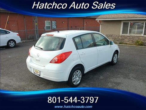 Used 2012 Nissan Versa 1.8 S image 5