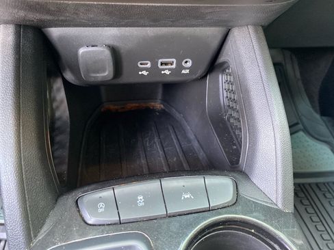 Used 2021 Chevrolet TrailBlazer LS FWD image 16