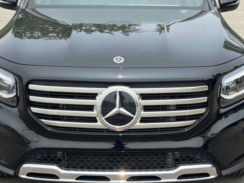 Used 2026 Mercedes-Benz GLB 250 4MATIC image 21