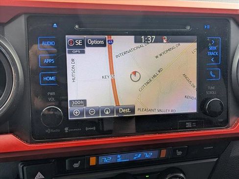 Used 2017 Toyota Tacoma TRD Off-Road image 14