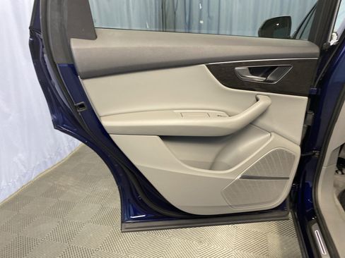 Used 2022 Audi Q7 Premium Plus w/ Premium Plus Package image 23