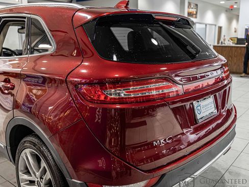 Used 2018 Lincoln MKC Reserve w/ Lincoln MKC Climate Package image 14