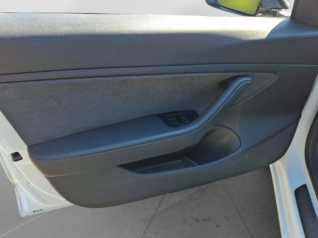 Used 2019 Tesla Model 3 Standard Range Plus RWD image 14