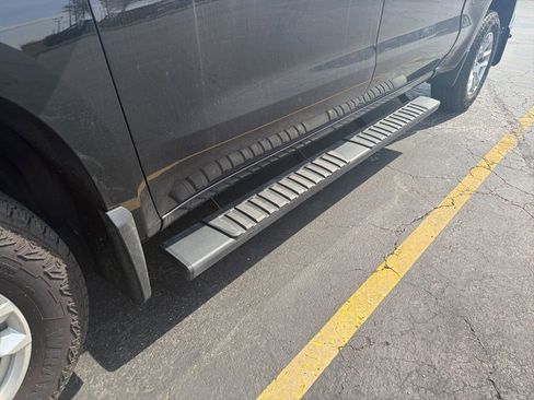 Used 2025 Chevrolet Silverado 1500 LT w/ Convenience Package II image 3