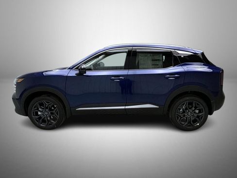 New 2026 Nissan Kicks SR w/ SR Premium Package image 8
