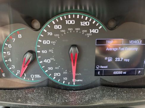 Used 2020 Chevrolet Trax LT FWD image 14