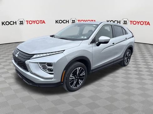 Used 2025 Mitsubishi Eclipse Cross SE image 3