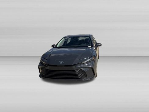 Used 2026 Toyota Camry LE FWD image 9