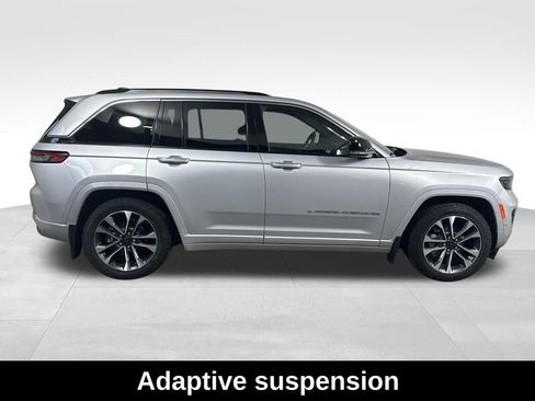 Used 2023 Jeep Grand Cherokee Overland w/ Luxury Tech Group IV image 11