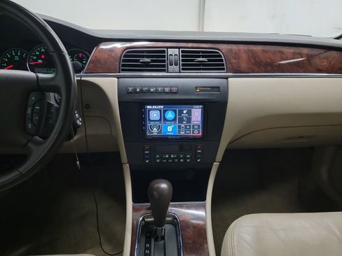 Used 2009 Buick LaCrosse CXL w/ Driver Confidence Package image 20