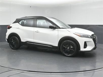 Used 2023 Nissan Kicks SR