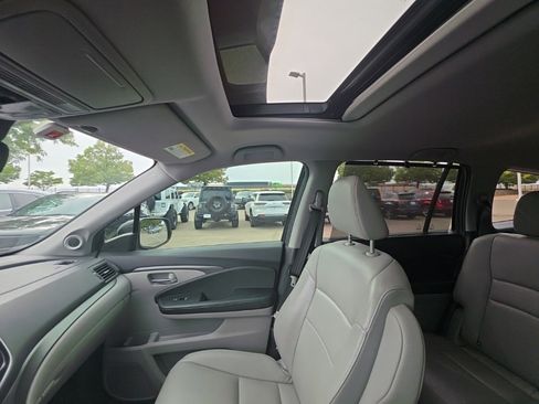 Used 2019 Honda Pilot EX-L image 41