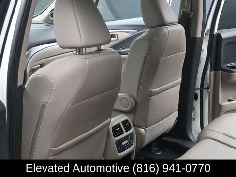 Used 2017 Honda Pilot EX-L image 18