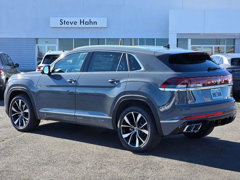 New 2026 Volkswagen Atlas Cross Sport SEL Premium R-Line image 3