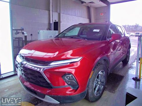 Certified 2024 Chevrolet Blazer LT w/ Convenience Package image 2