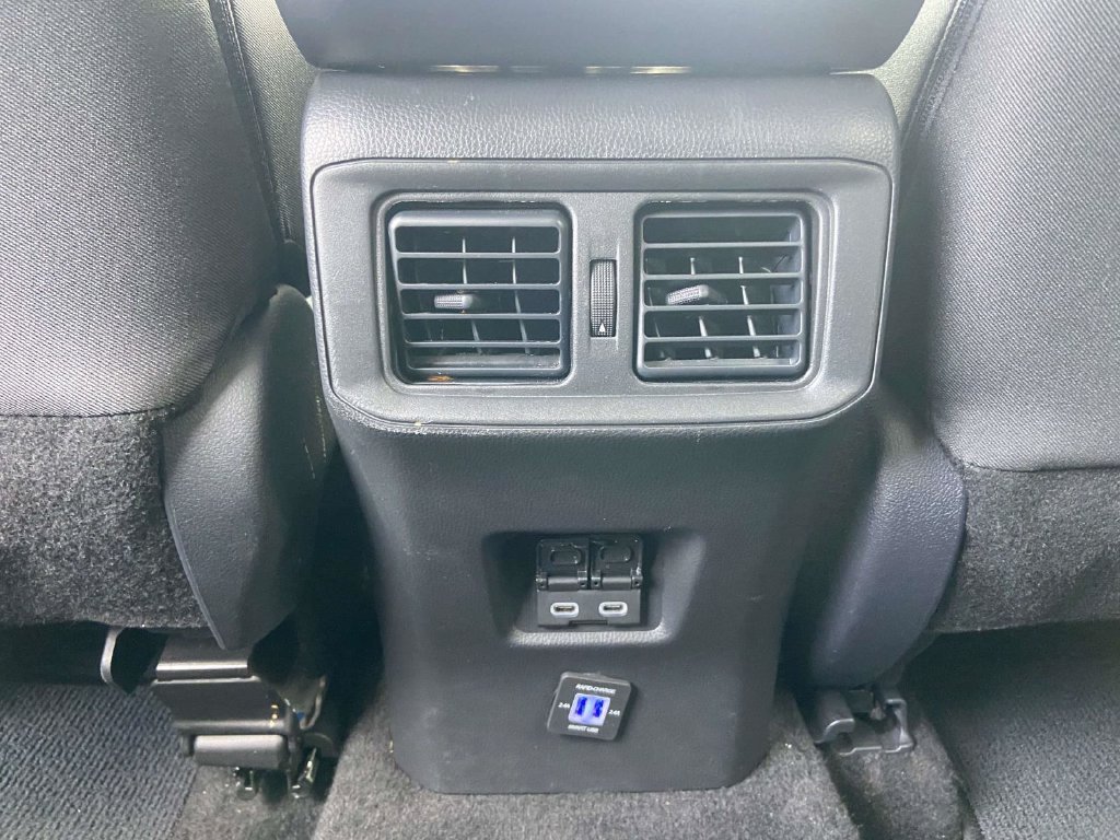 Used 2025 Toyota RAV4 XLE w/ Convenience Package FWD image 22