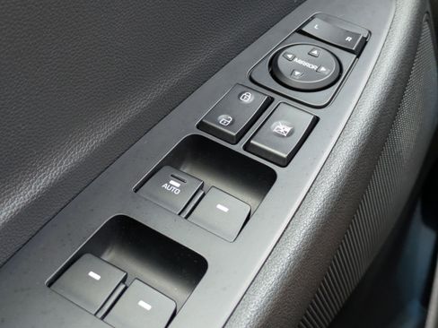 Used 2020 Hyundai Tucson Value FWD image 22