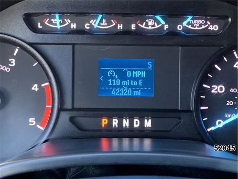 Used 2022 Ford F550 4x4 Crew Cab Super Duty w/ Power Equipment Group image 27