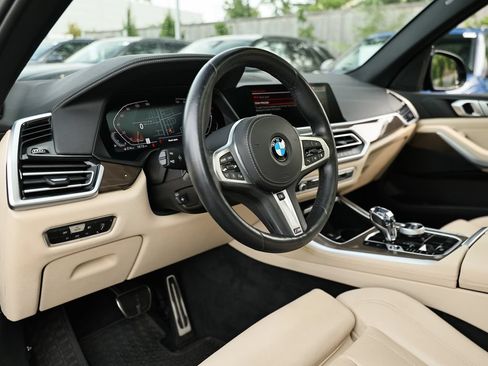Used 2022 BMW X5 xDrive40i w/ M Sport Package AWD/4WD image 19