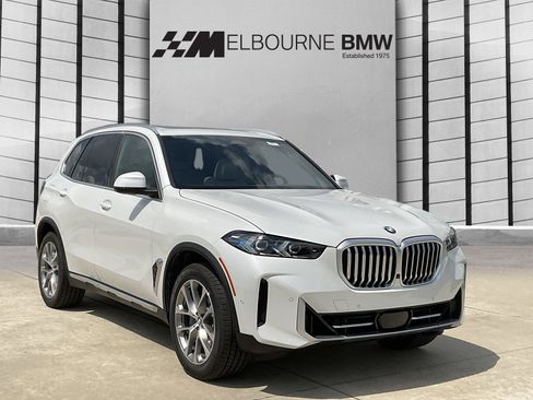 New 2026 BMW X5 sDrive40i image 1