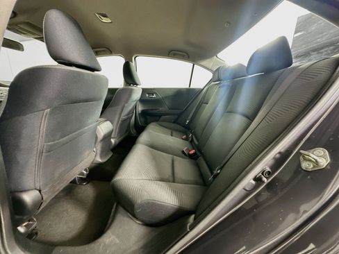 Used 2017 Honda Accord LX image 26