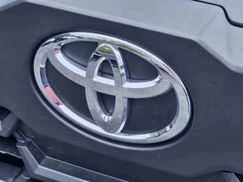Certified 2026 Toyota Corolla Cross L FWD image 30