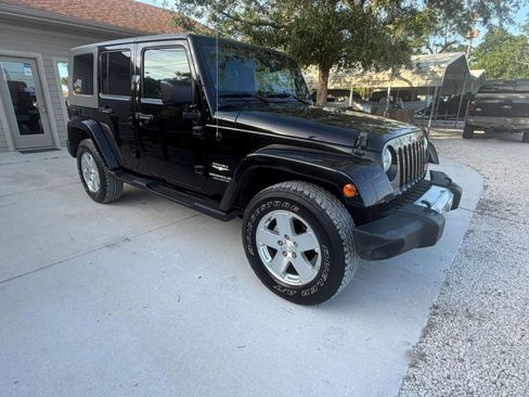 Used 2008 Jeep Wrangler Unlimited Sahara w/ Trailer Tow Group image 2