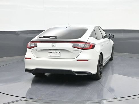 Used 2024 Honda Civic Sport image 11