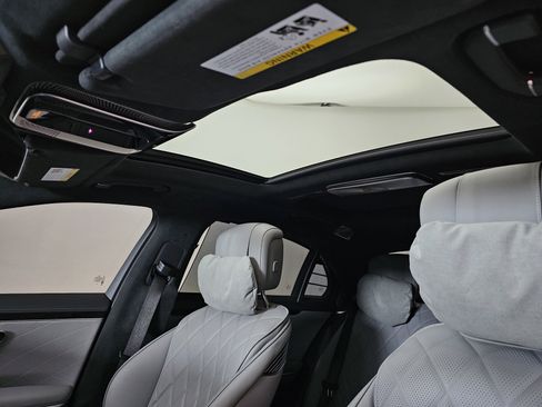 Certified 2024 Mercedes-Benz S 500 4MATIC image 10