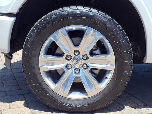 Used 2016 Ford F150 Platinum w/ Equipment Group 701A Luxury AWD/4WD image 7