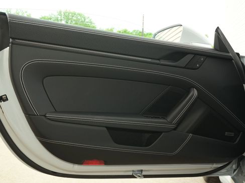 Used 2026 Porsche 911 GT3 image 23