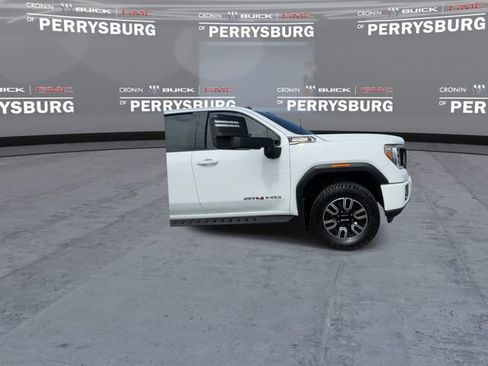 Used 2021 GMC Sierra 2500 AT4 w/ AT4 Premium Plus Package AWD/4WD image 2