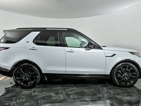 Used 2023 Land Rover Discovery S R-Dynamic AWD/4WD image 10