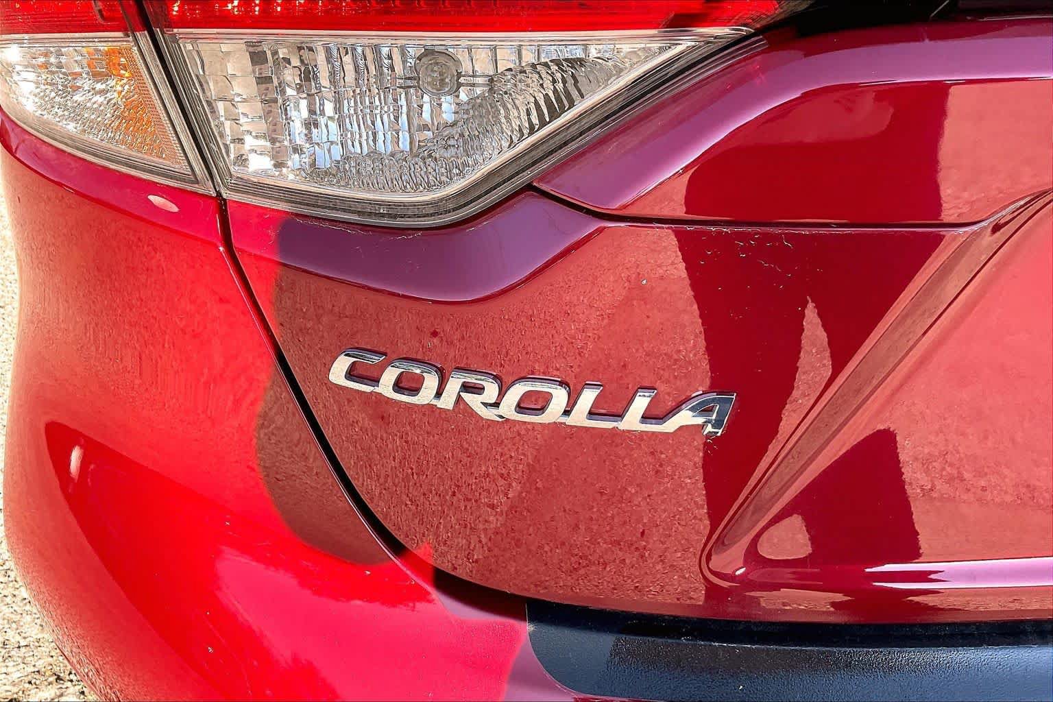 Used 2026 Toyota Corolla LE FWD image 10
