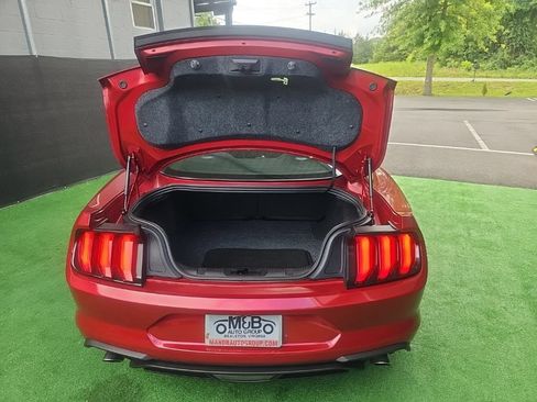 Used 2020 Ford Mustang Coupe RWD image 22