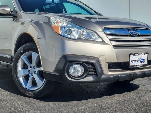 Used 2014 Subaru Outback 2.5i Premium w/ Popular Package #1A image 2