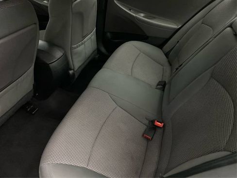 Used 2012 Hyundai Sonata GLS FWD image 11