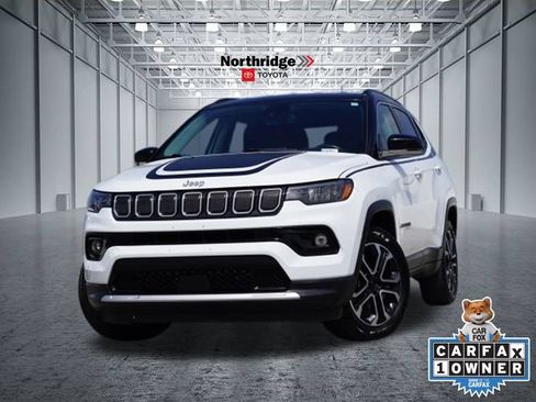 Used 2022 Jeep Compass Limited w/ Mopar Graphics Package AWD/4WD image 1