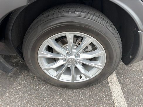 Used 2024 Honda CR-V EX-L image 11