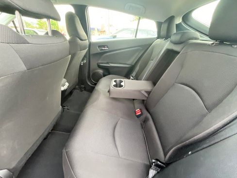 Used 2020 Toyota Prius L Eco FWD image 27