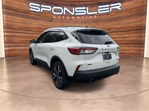 Certified 2022 Ford Escape SEL w/ SEL Stealth AWD Package image 7